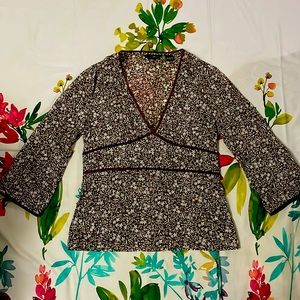 EDDIE BAUER Baby doll top with flare sleeves